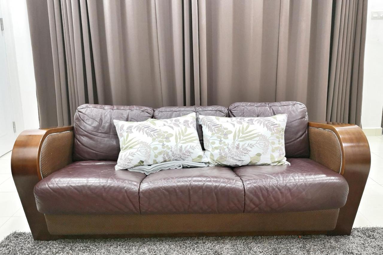 Teratak Persona Homestay. 4 Rooms Double Storey Terrace In Kuantan City. Extérieur photo